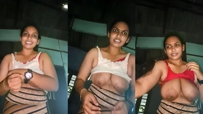Tamil sexy milf showing her boobs and doing blowjob – Indian porn video
