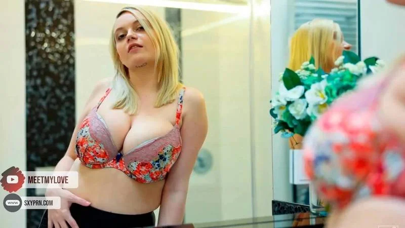 Onlyfans NFBusty Sandra Sweet Squeaky Clean