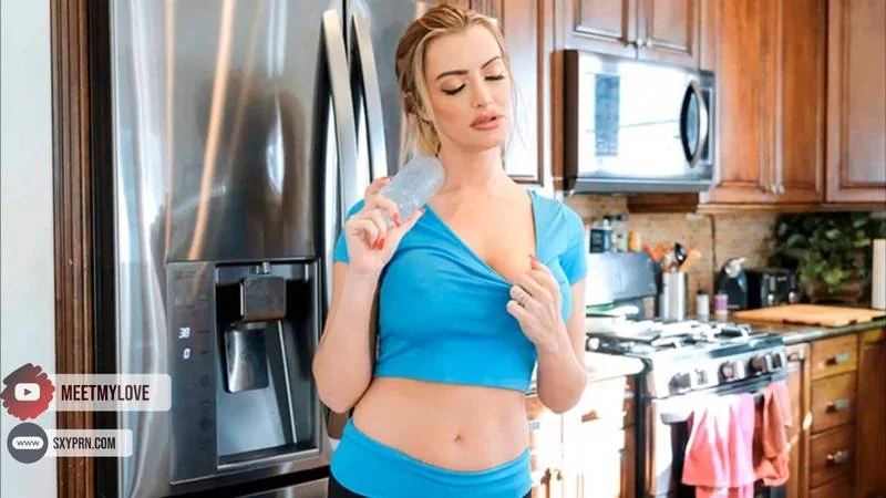 Onlyfans PervMom Linzee Ryder Fully Embraced