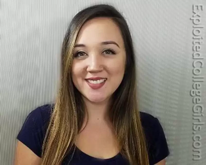 Onlyfans ExploitedCollegeGirls Holly