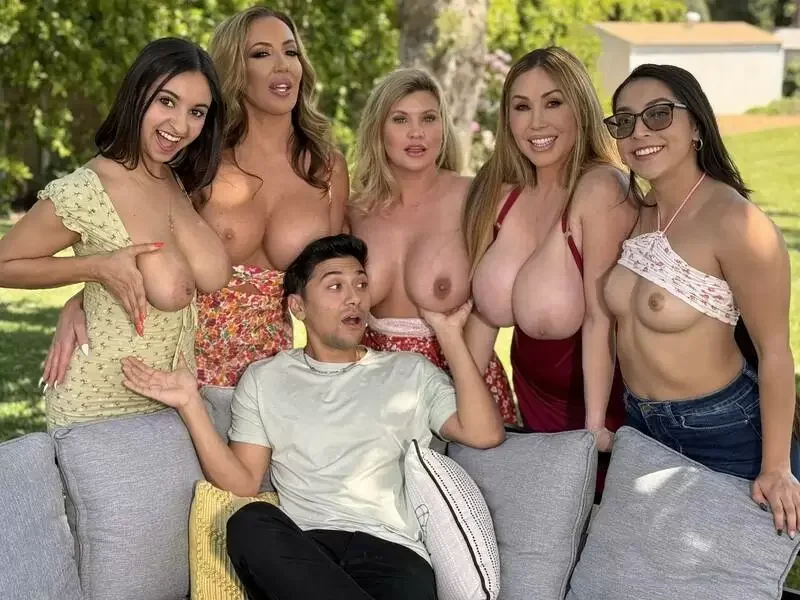 Onlyfans NEW Max Fills Birthday Reverse Gangbang FULL HD