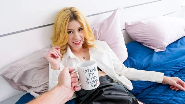 Anna Kovachenko - Stepmom Is Craving A Creampie - S8:E3