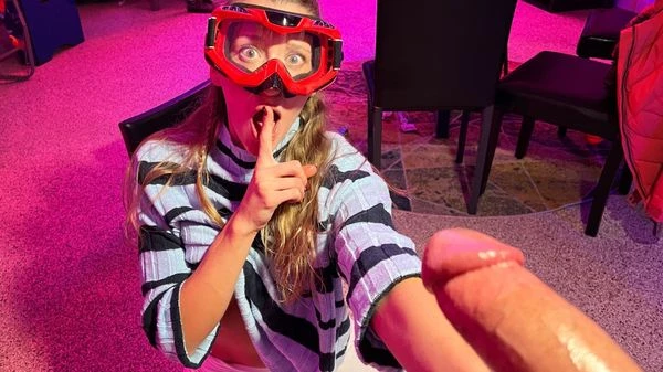 Mofos - Addison Vodka - Apres Skeet