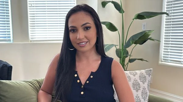 MommyJOI - Mira Luv - Come Get Some Of Stepmommy's Pussy