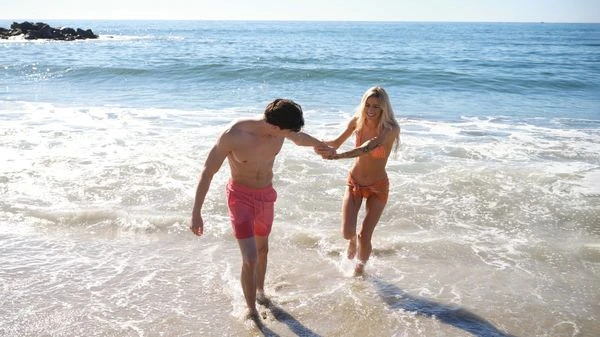 RealityKings - Dakota Lyn - Best Rescue Ever