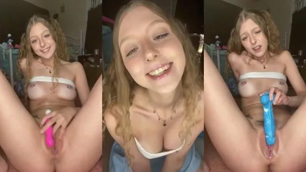 Crazie Kitten Plays With Her Sex Toys - MyPornerLeak