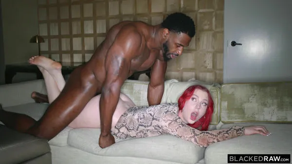 OnlyCinnaBuns Gets A Hard Fucking By A BBC - MyPornerLeak