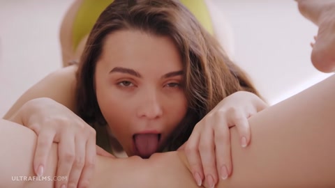 Two Amazing Girls Cherry Candle and Hayli Sanders Licking Each Other’s Pussy