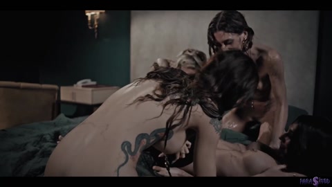 Lesbian Orgy with Facesitting